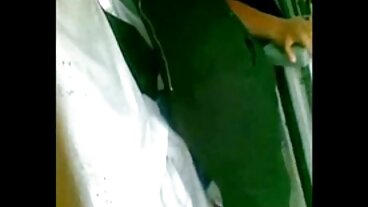 2 опитни мръсници източват ВСИЧКИ джиз balgarski seks video от вашия член POV