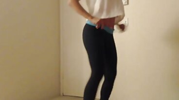 Скритият секс безплатно бг порно видео на Tiny Teen Winter Jade