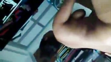 Томи Салам ги стрива на българско порно безплатно прах Cheex