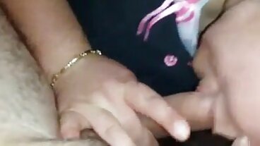 Естествената красавица Лена Пол пръска цялото тяло на Рамон порно по български