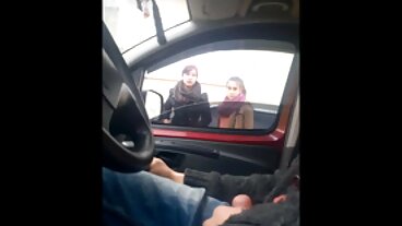 Гола българско порно видео и скандална в Берлин